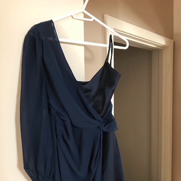 Marciano dresse - Picture 1 of 1